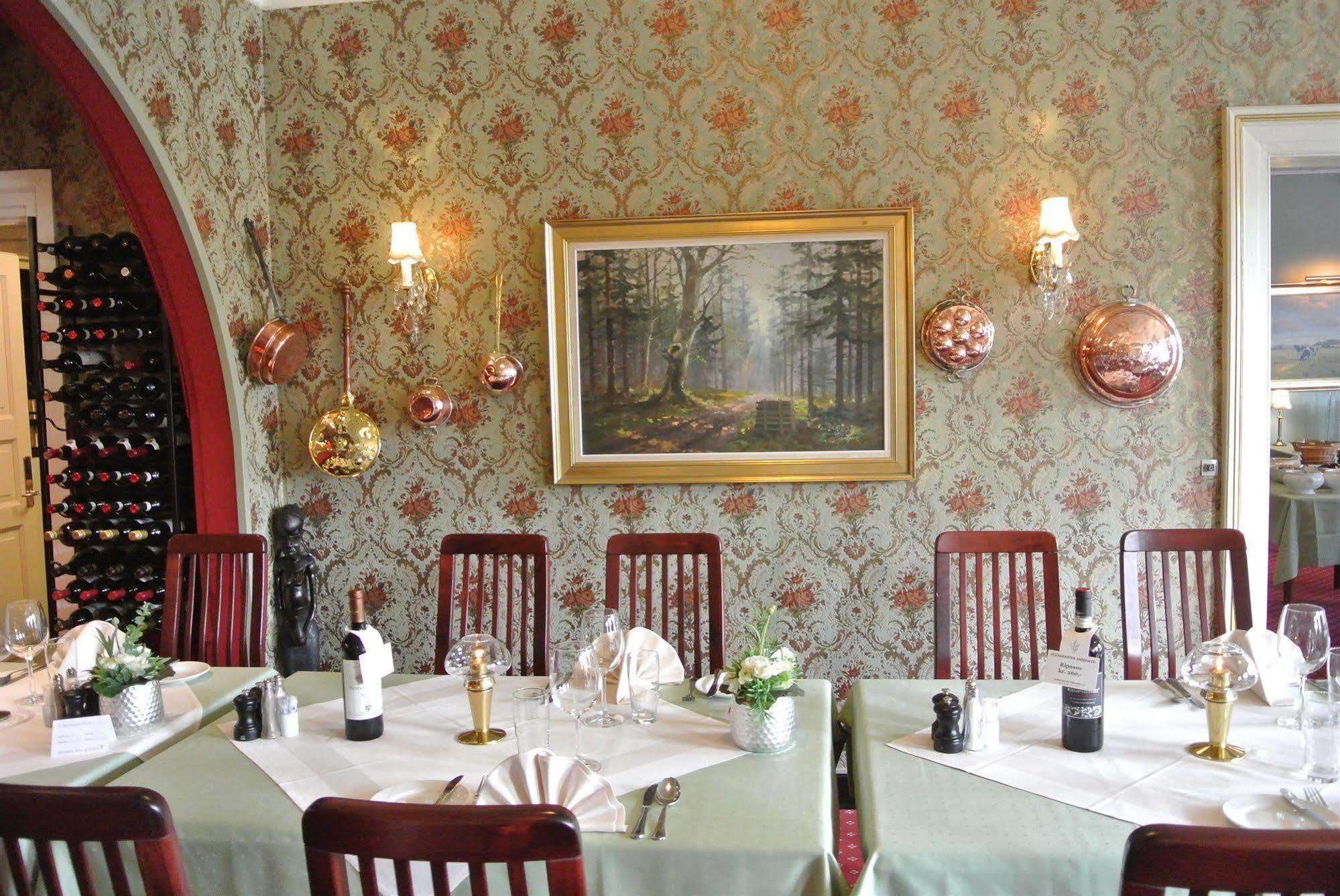 Agerskov Kro & Hotel Esterno foto