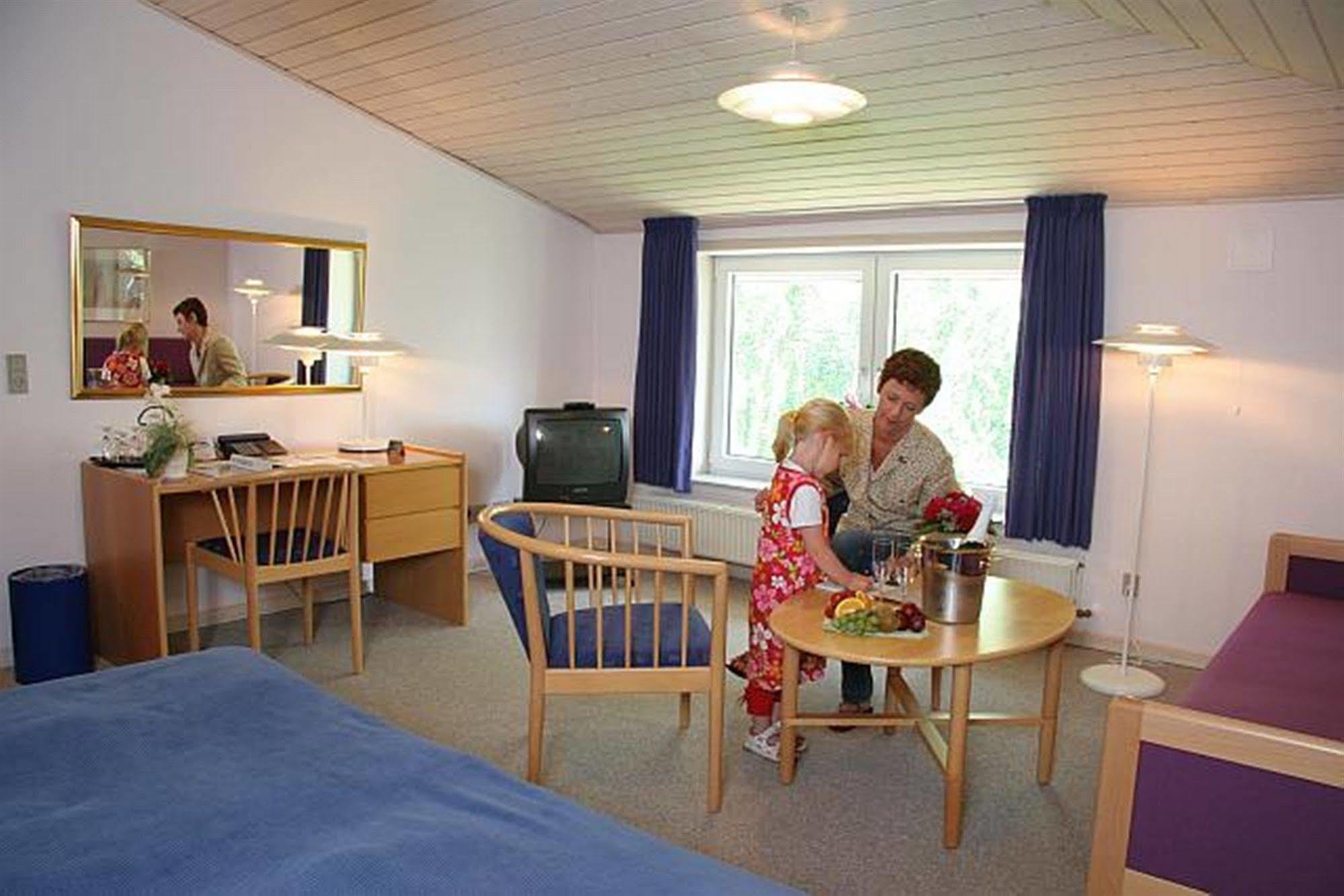 Agerskov Kro & Hotel Esterno foto